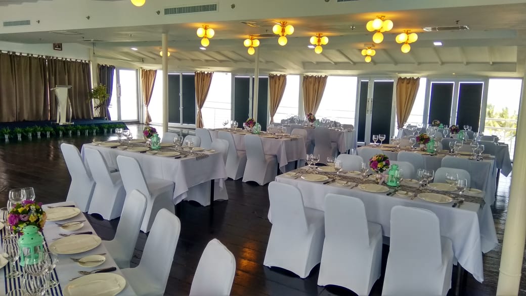 50-Nations Banquet Hall for Dinner