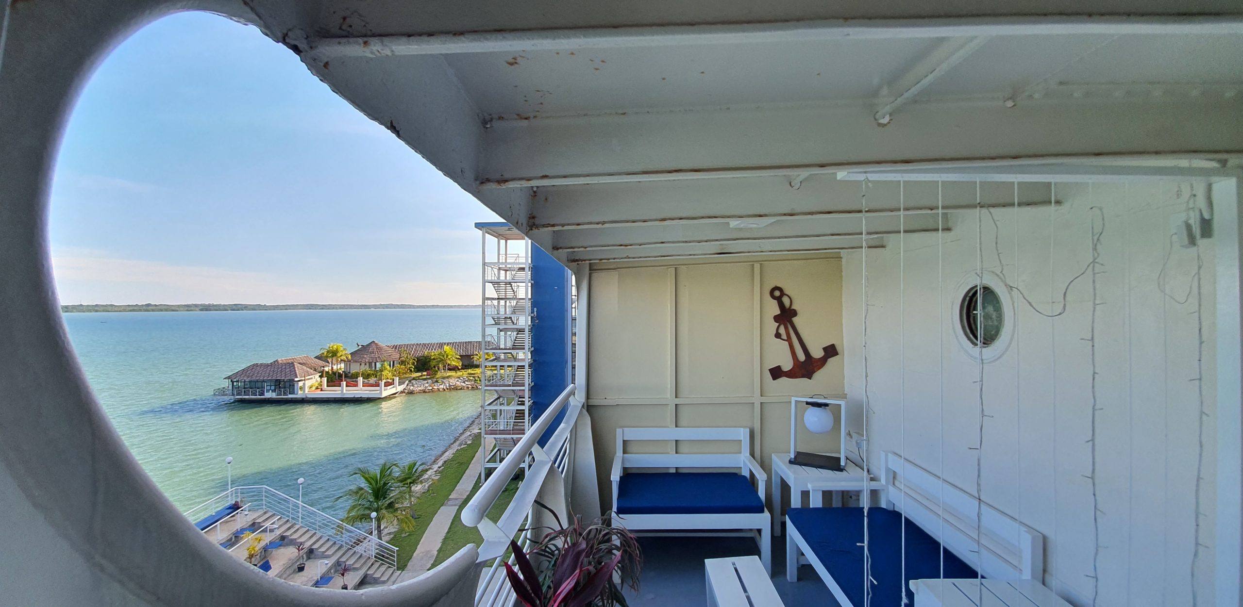 Salinan Balcony view (2)
